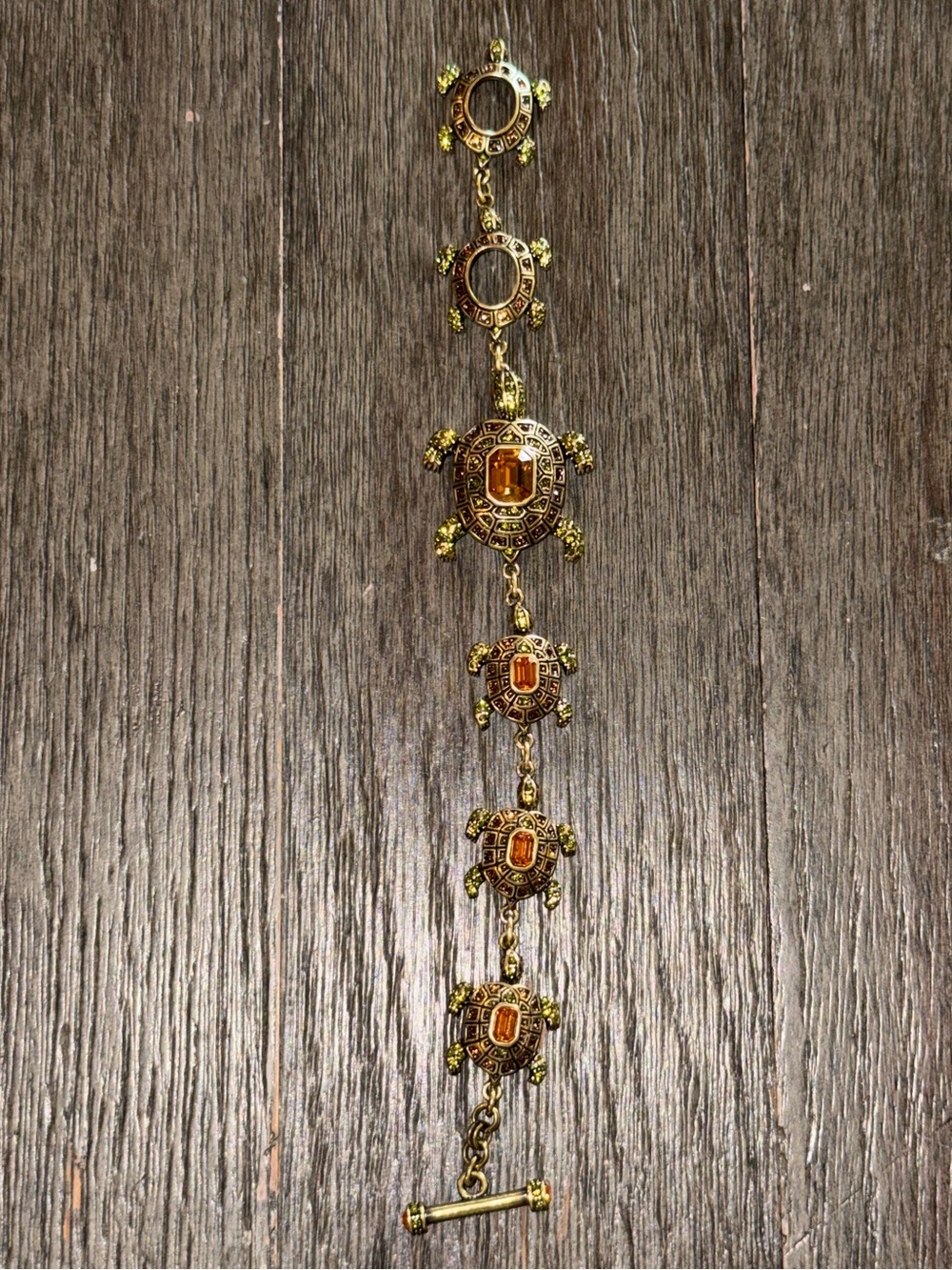 Heidi Daus "Slow Poke" Crystal Turtle Link
Bracelet - Picture 6 of 9